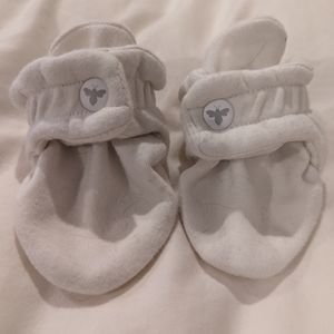 Burt's Bees Baby Organic Cotton Booties - Eggshell White, 0-3 Months